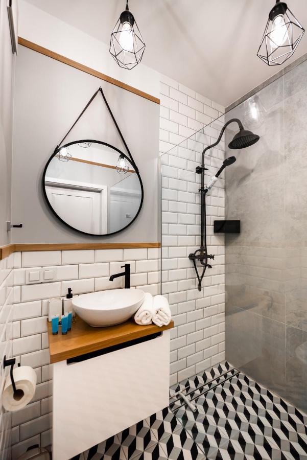 Grzybowska Luxury Apartment Варшава Екстериор снимка